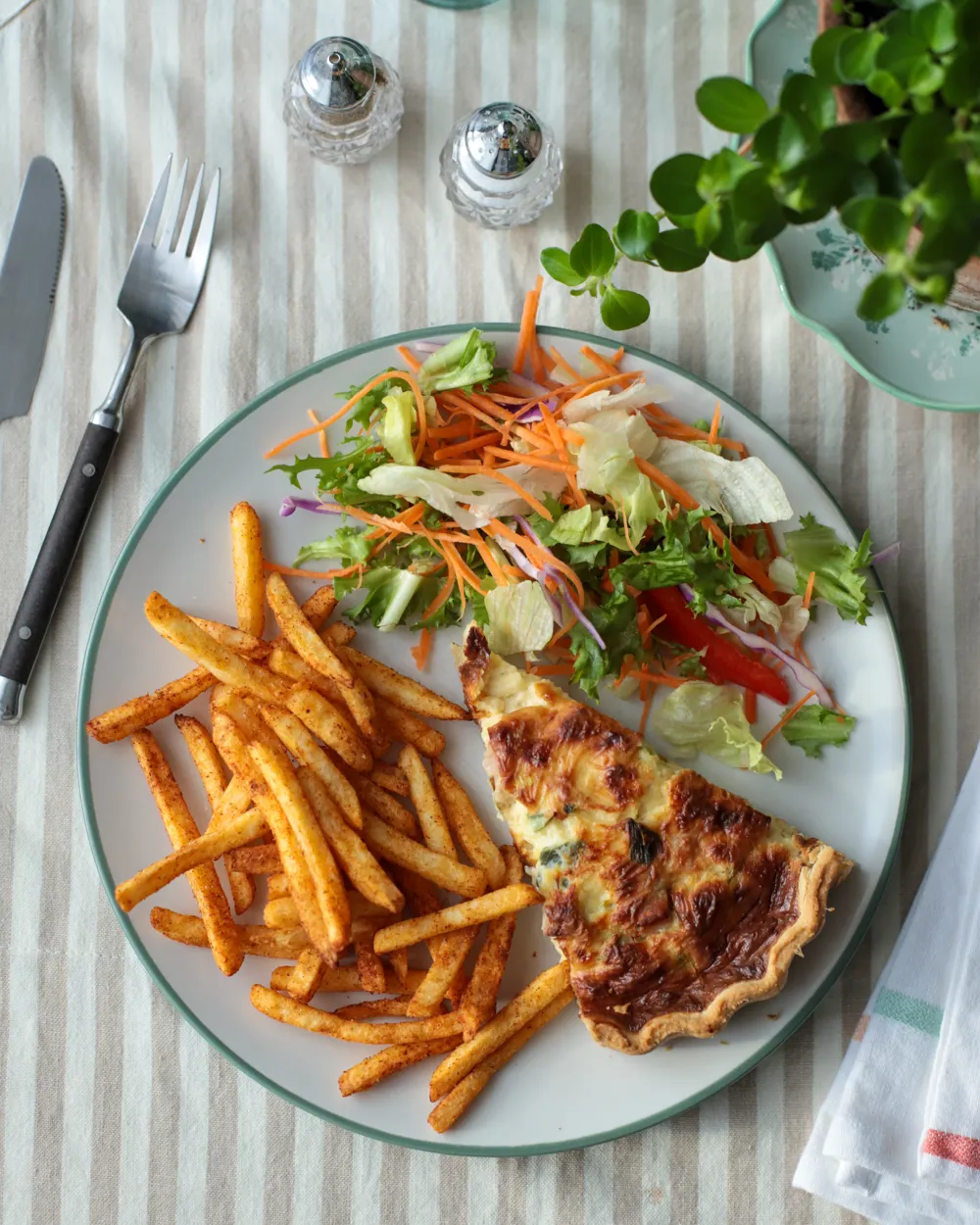 Shake Shake Paprika Lifestyle