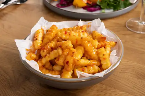 Sticky Fries Thai Sweet Chilli Close Up 1 Min